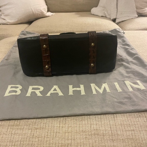 BRAHMIN crocodile leather collection purse in wonderful condition! - Picture 11 of 11